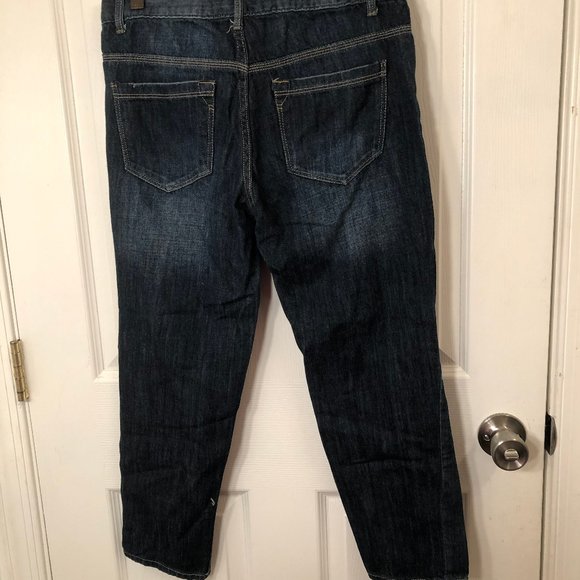 Forever 21 Distressed Cotton Capri Jeans - Picture 2 of 5